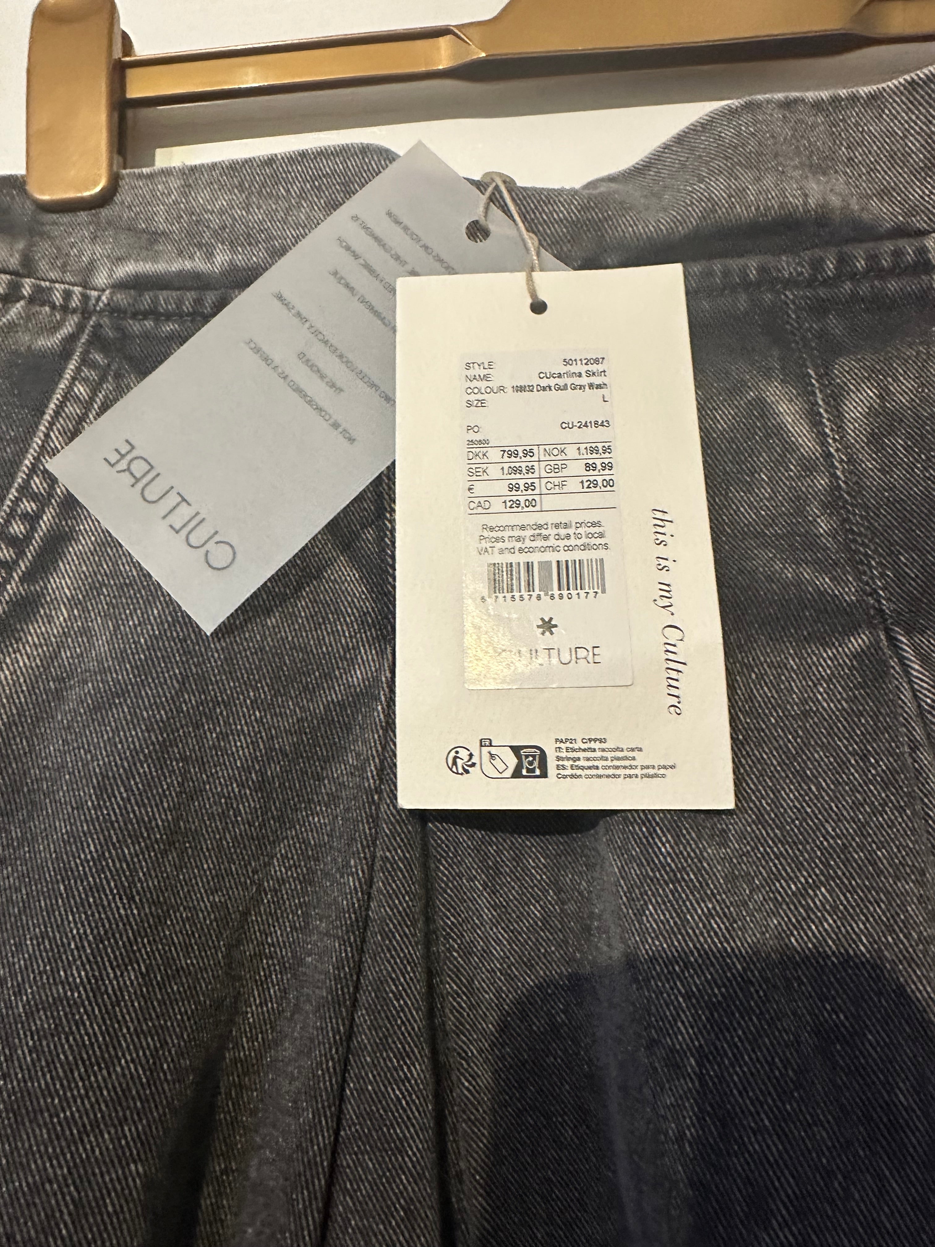 Culture Cucarlina skirt